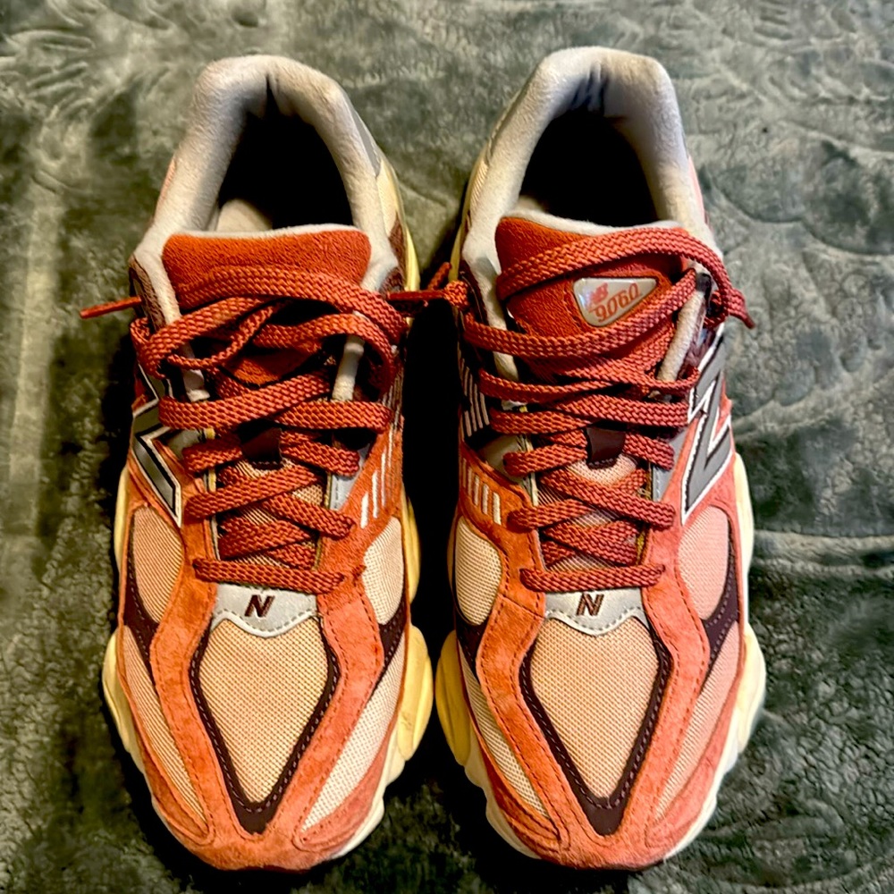 New balance burgundy color men